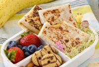 Mediterranean Pizza Swirls