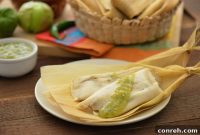 Succulent Pork Chile Verde Tamales