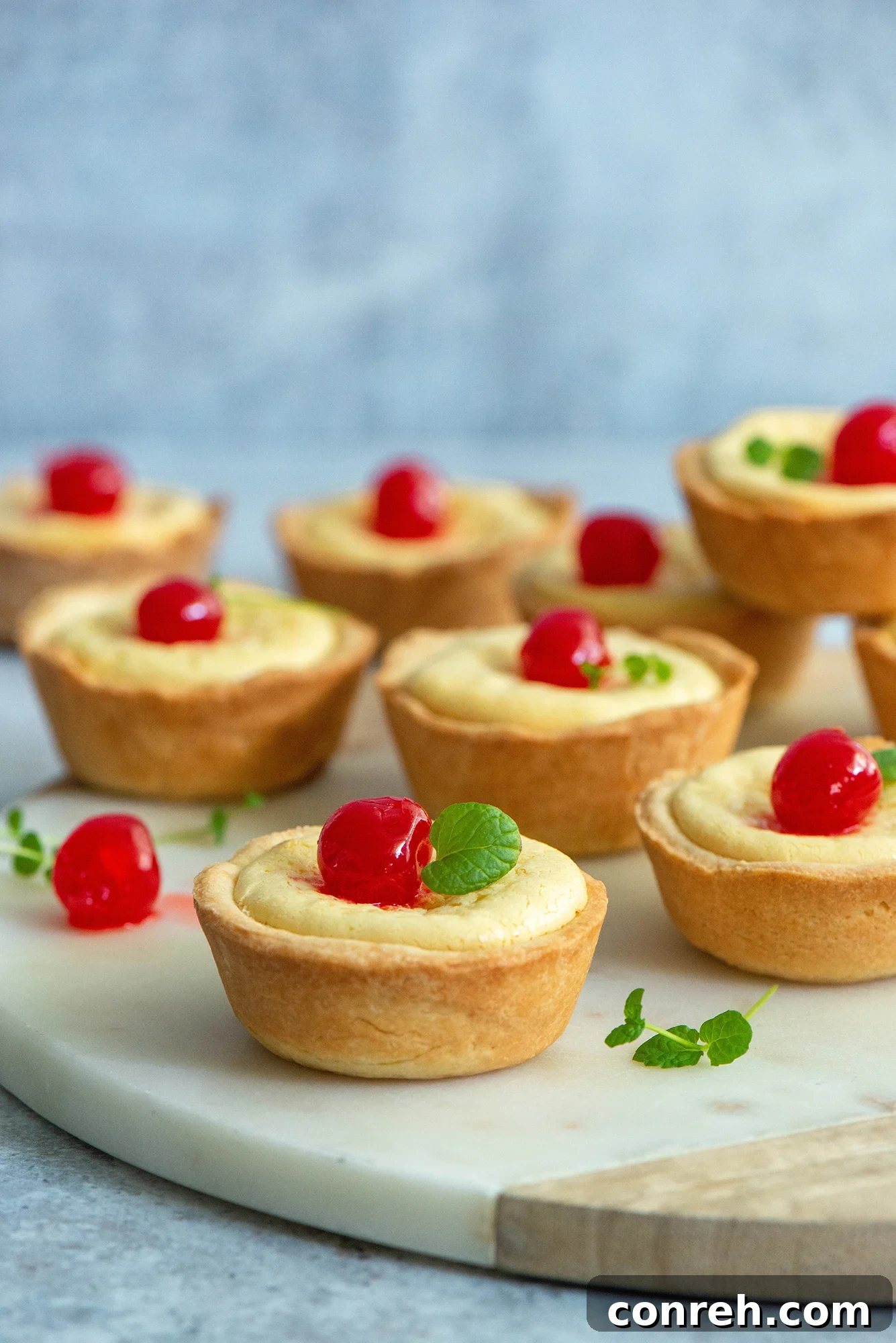 Delightful Cubiletes de Queso, a Mexican cream cheese pastry, perfect for sharing.